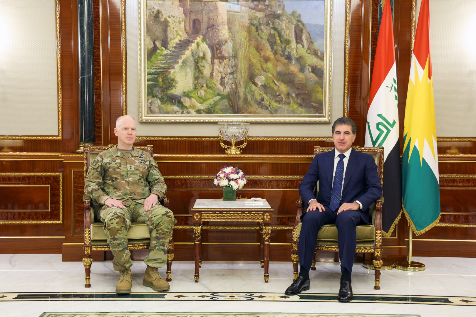 Serok Nêçîrvan Barzanî bi Fermandarê Hêzên Hevpeymaniya Navdewletiya li Iraq û Sûriyê re civiya