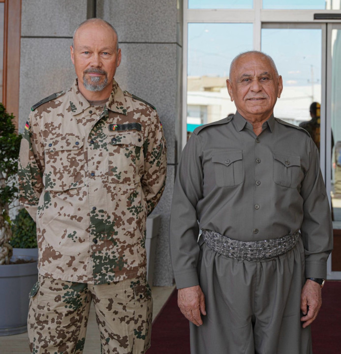 جێگری سەرۆک پێشوازیی لە فەرماندەی نوێی هێزەکانی هاوپەیمانیی ئەڵمانیا کرد