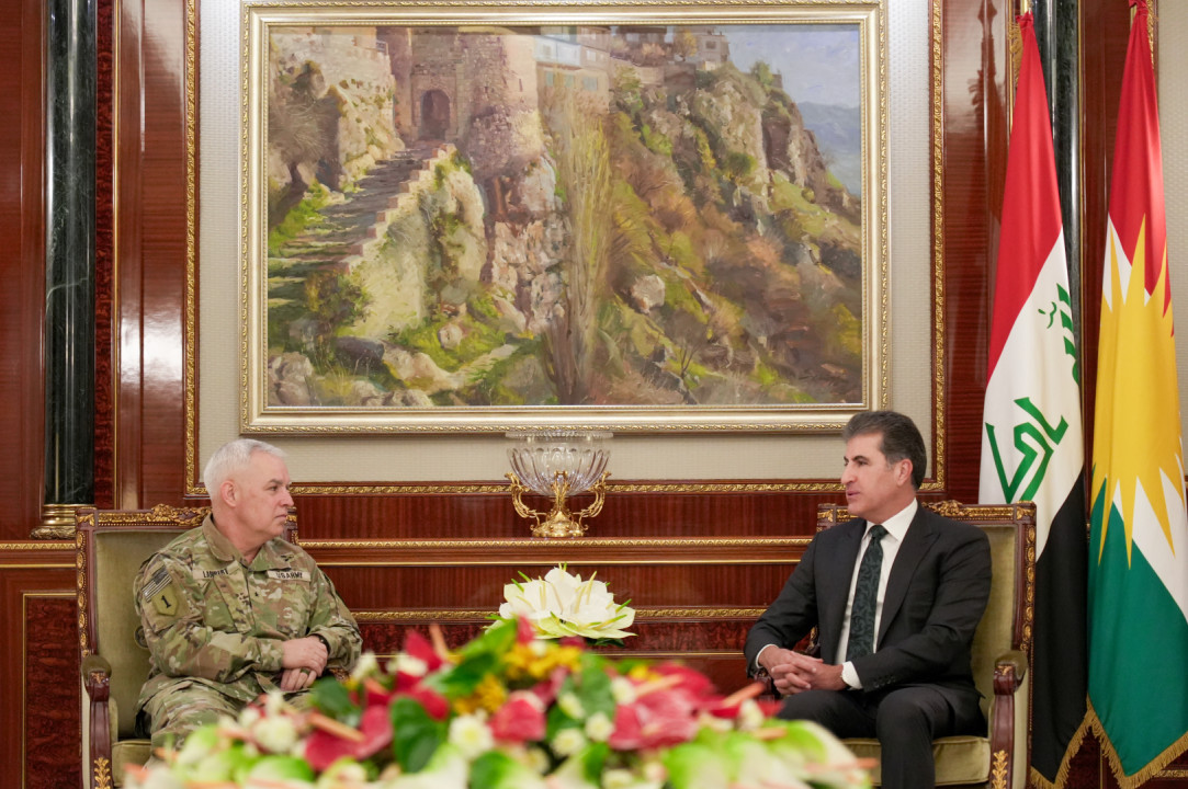 President Nechirvan Barzani meets with Commander of Coalition Forces