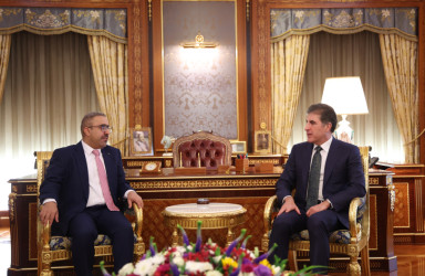 President Nechirvan Barzani receives the UAE Consul General