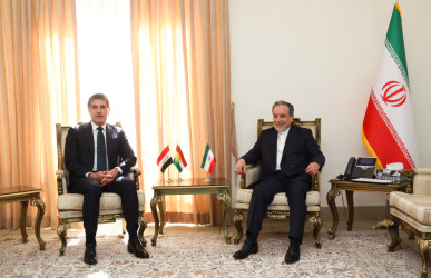 سه‌رۆك نێچيرڤان بارزانى و وه‌زيرى ده‌ره‌وه‌ى ئێران په‌يوەندييه‌كان تاوتوێ ده‌كه‌ن