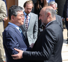 سەرۆکی دیوان نیوەڕۆخوانێکی بۆ ماڵئاواییی کونسوڵی گشتیی کۆریای باشوور ڕێکخست
