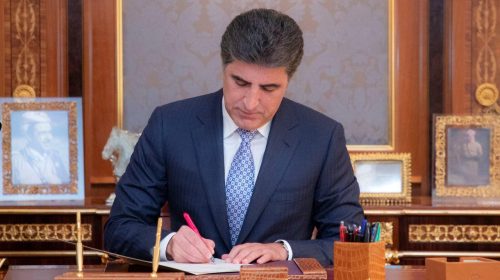 President Nechirvan Barzani signs an appointment decree