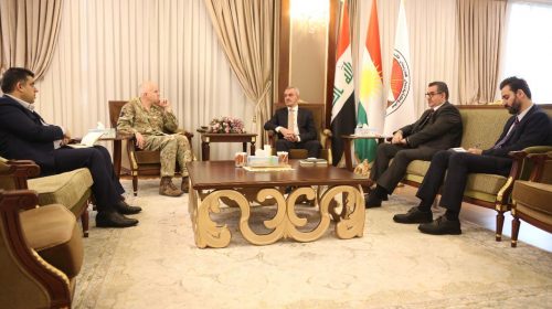 جێگری سەرۆک پێشوازی لە ڕاوێژکاری تایبەت بۆ کاروباری بەرگریی بەریتانیا دەکات